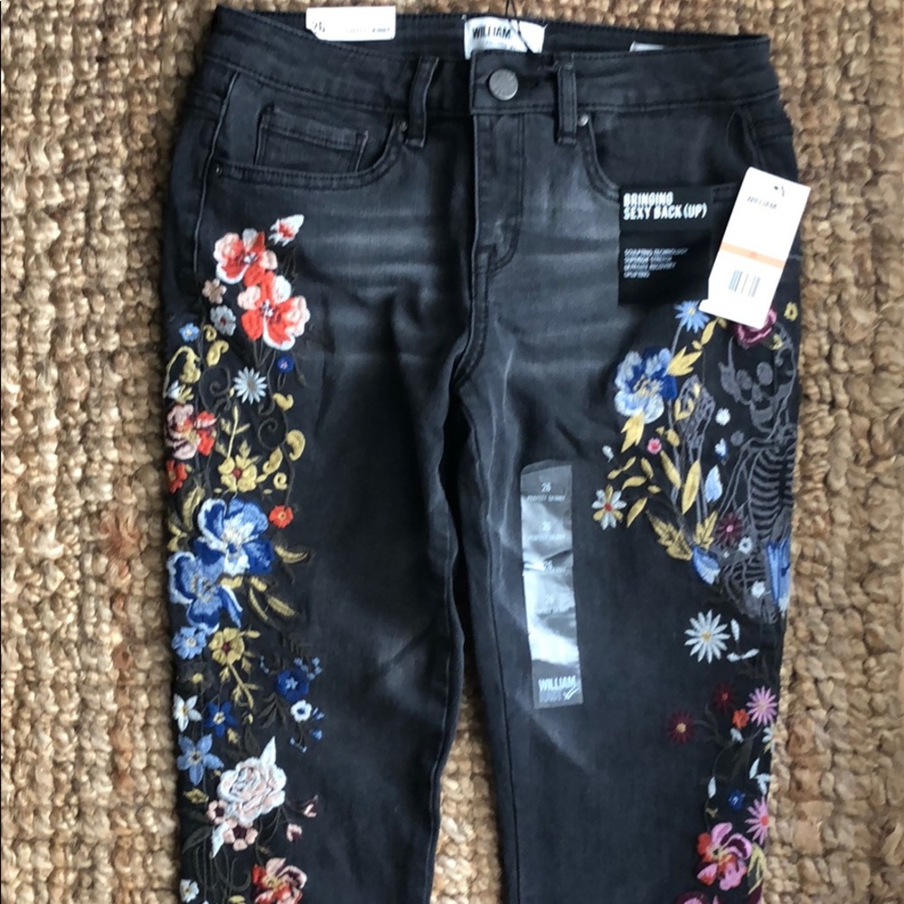 William Rast Jeans - Picture 5 of 8